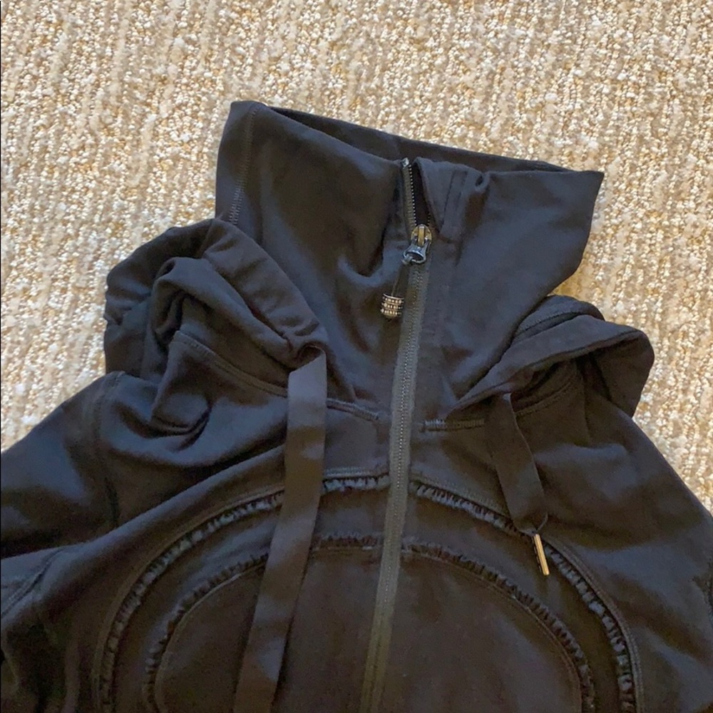 Lululemon Zip Jacket - image 4